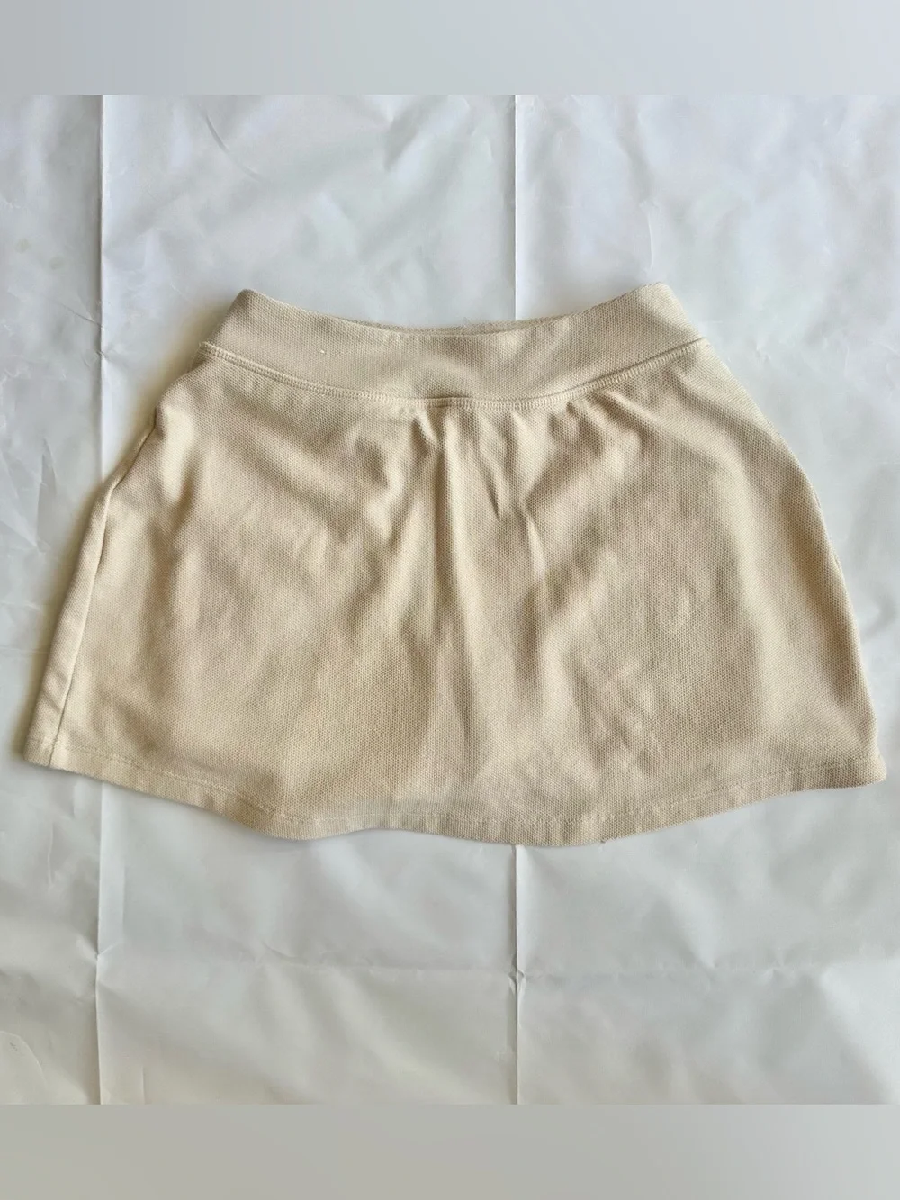 PINK Victoria’s Secret beige mini skirt, size xsmall